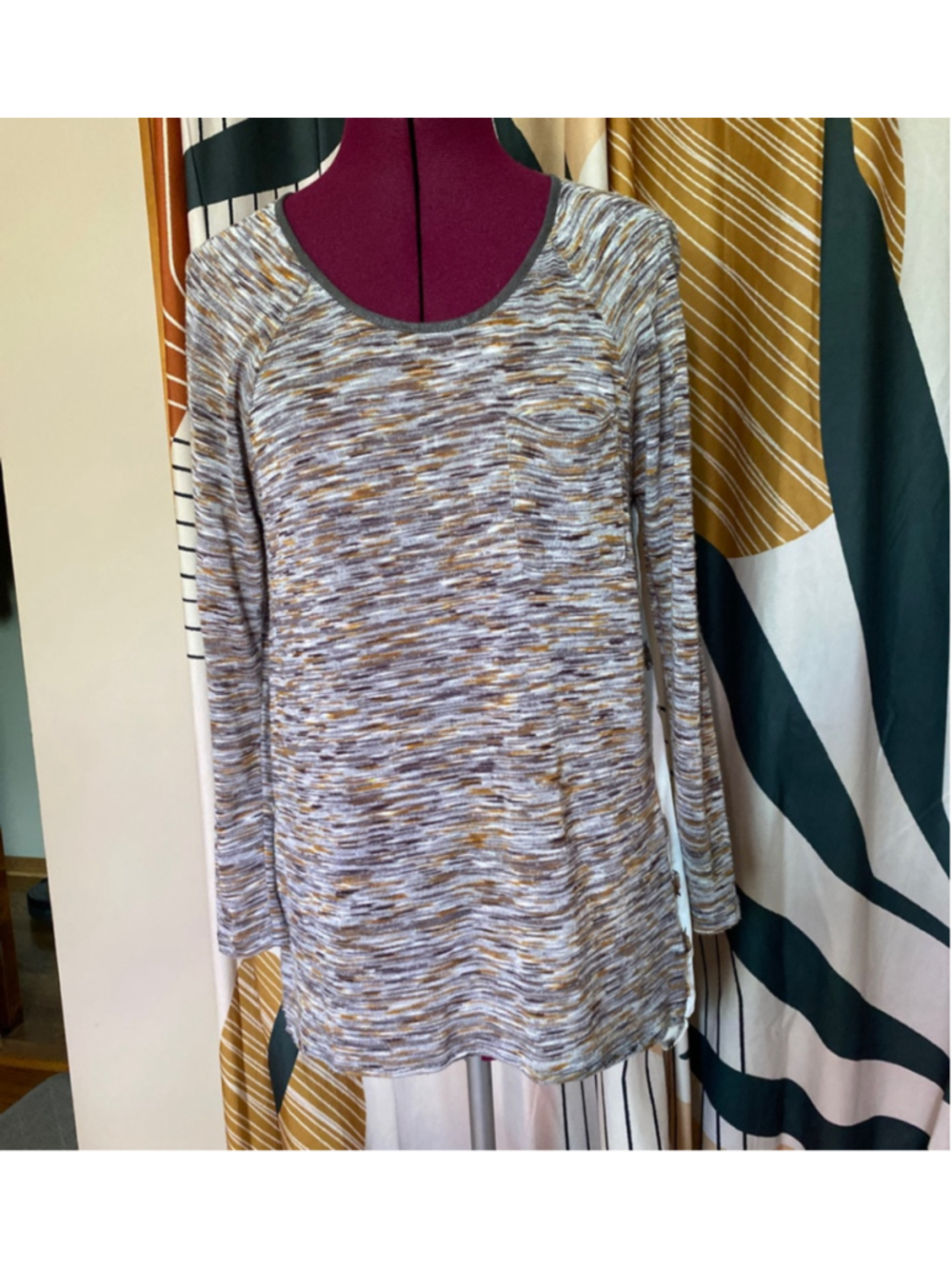 Women's Very J Tunic S Gray Brown Horse Print Long Sleeve